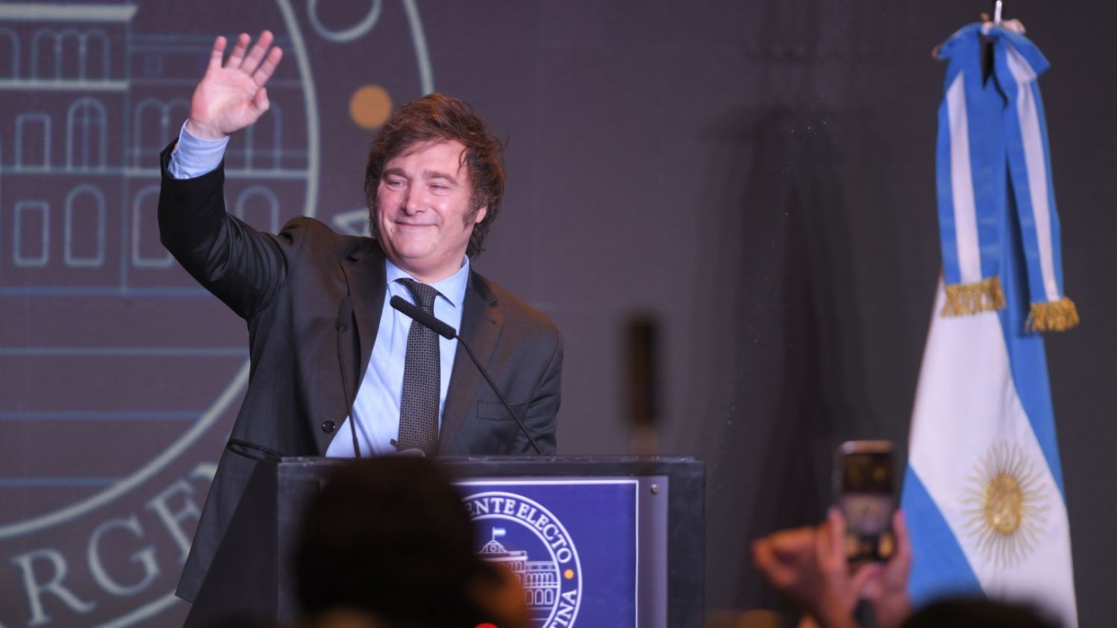 Milei es presidente electo tras ganar la segunda vuelta con el 55% de los votos