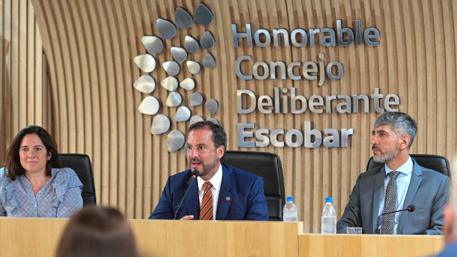 Se realizó el acto de jura de Concejales y Concejalas en el HCD de Escobar