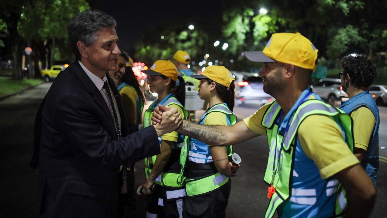 Jorge Macri supervisó los controles de alcoholemia en la previa de Año Nuevo junto a familiares de víctimas de accidentes de tránsito: "Trabajamos en la concientización porque prevenir salva vidas"