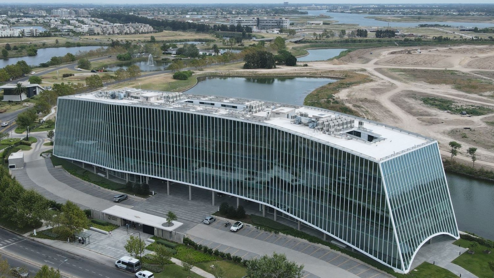 ARBA detectó en Nordelta un edificio ultramoderno de oficinas corporativas que los desarrolladores tenían declarado como baldío.