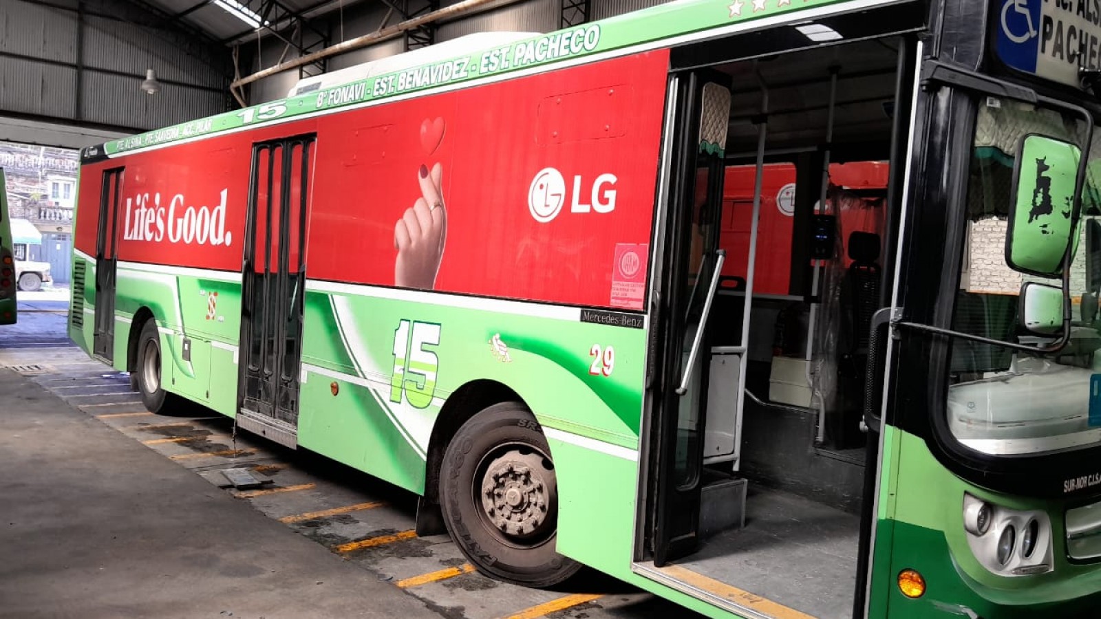 La Ciudad de Buenos Aires se viste de rojo