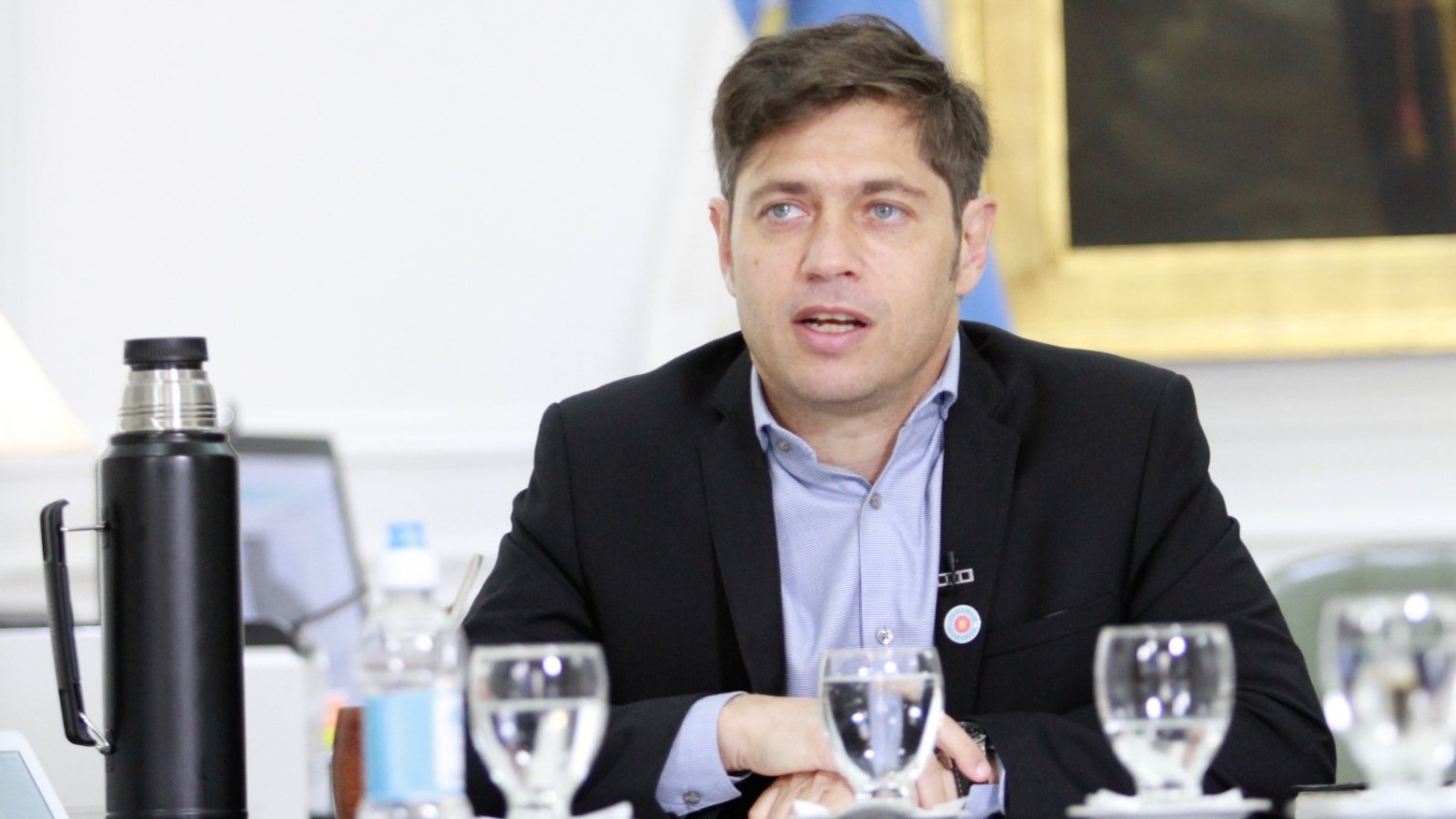 Kicillof apuntó contra Milei: "La vida no se resuelve con likes en las redes sociales"