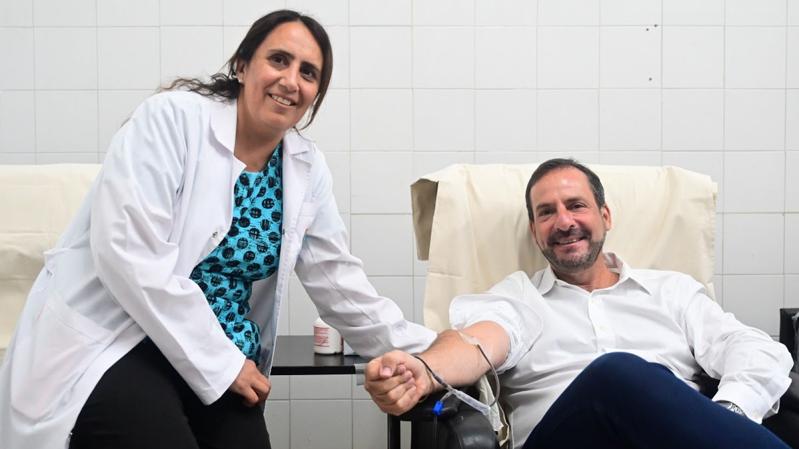 Ariel Sujarchuk se sumó a la campaña solidaria "Doná sangre, doná vida"