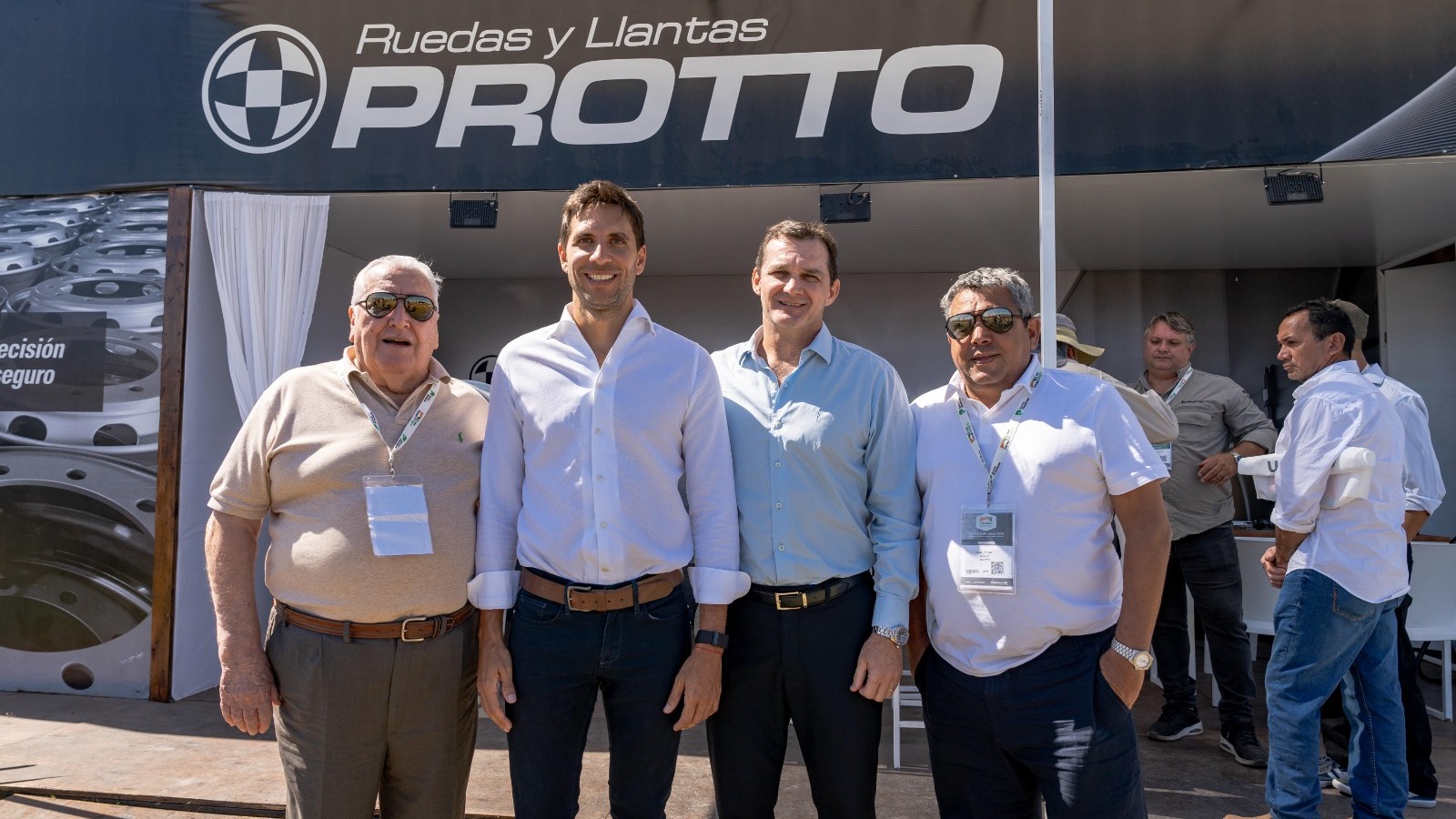 Santiago Passaglia visitó la empresa nicoleña Protto en Expoagro 2024