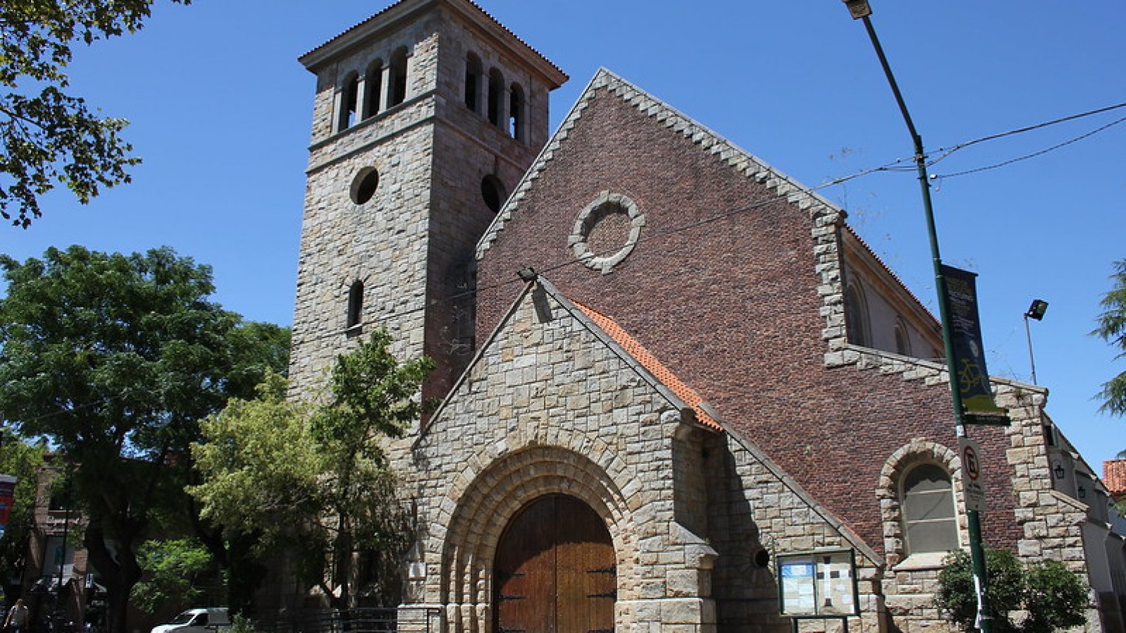 Visita guiada para conocer la historia y arquitectura de siete iglesias emblemáticas de San Isidro