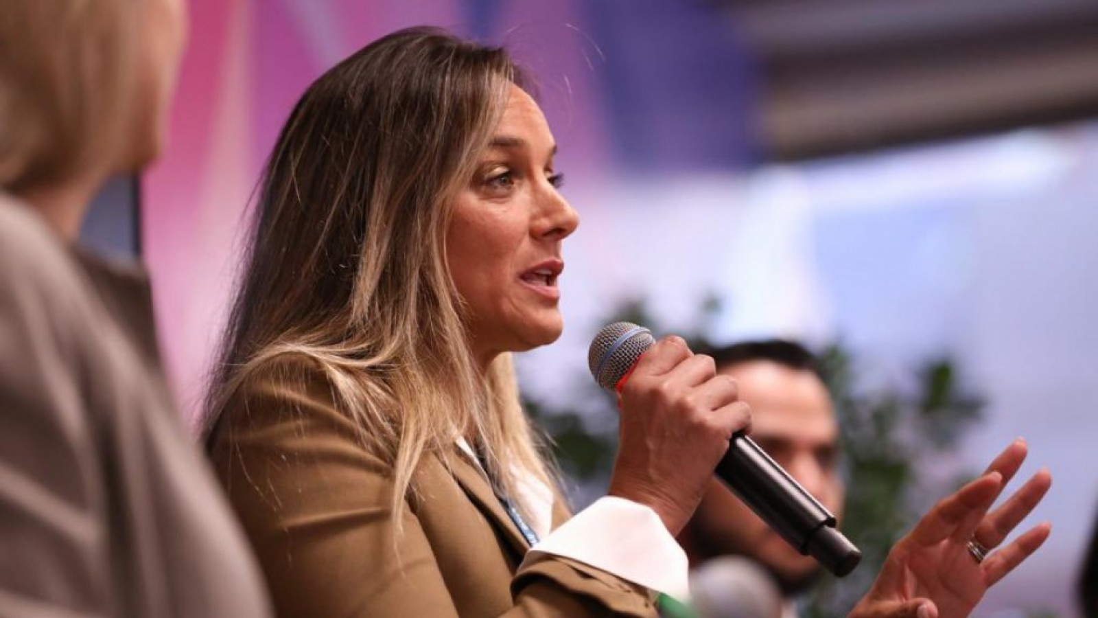 Malena Galmarini criticó la privatización de AySA: "El agua no se puede cortar, es un derecho humano"
