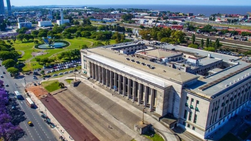 Docentes universitarios denuncian una pérdida salarial del 44% desde la llegada de Javier Milei