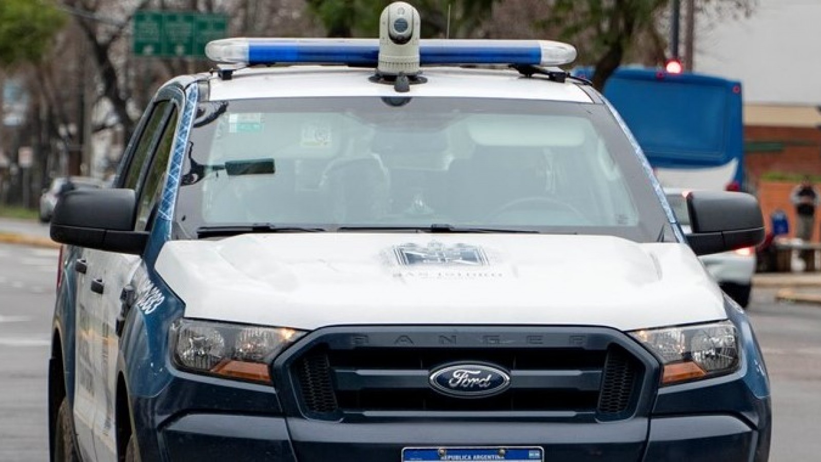 Descubrieron en San Isidro infraganti a dos trapitos queriendo robar una camioneta; terminaron detenidos