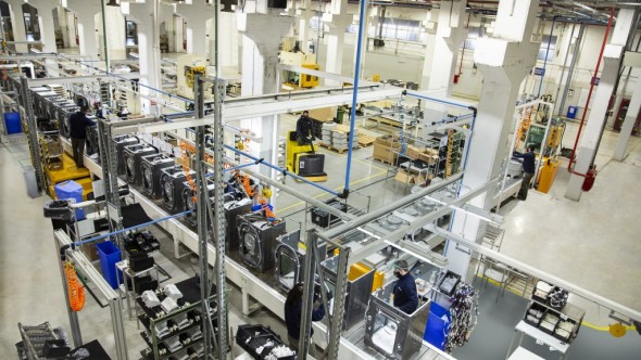 La capacidad instalada de la industria cae al 61% en octubre: sector textil por debajo del 35%