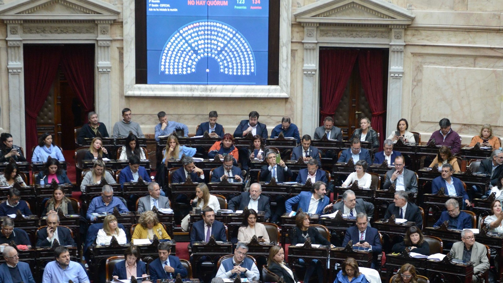 Ley Bases: Hubo acuerdo y el proyecto se tratará en comisión entre lunes y martes