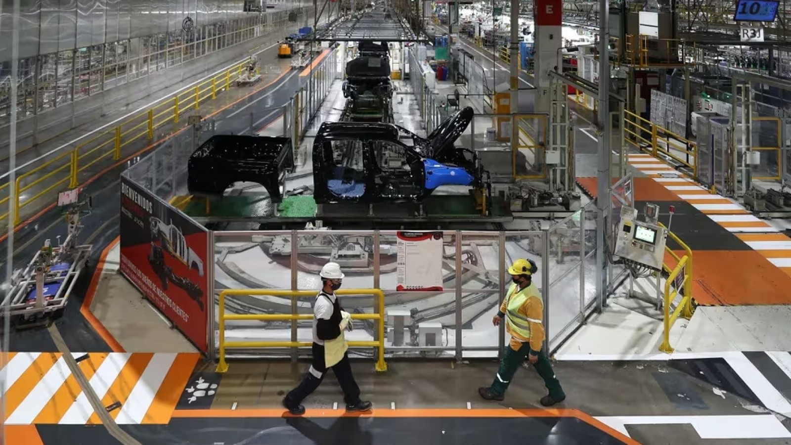 La recesión fue mayor a la esperada en el primer trimestre y genera dudas sobre qué pasará con el empleo