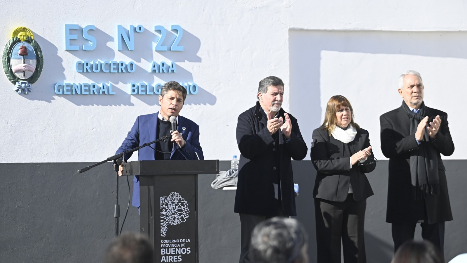 Kicillof y Alak visitaron el edificio reconstruido de la Escuela Secundaria Nº 22