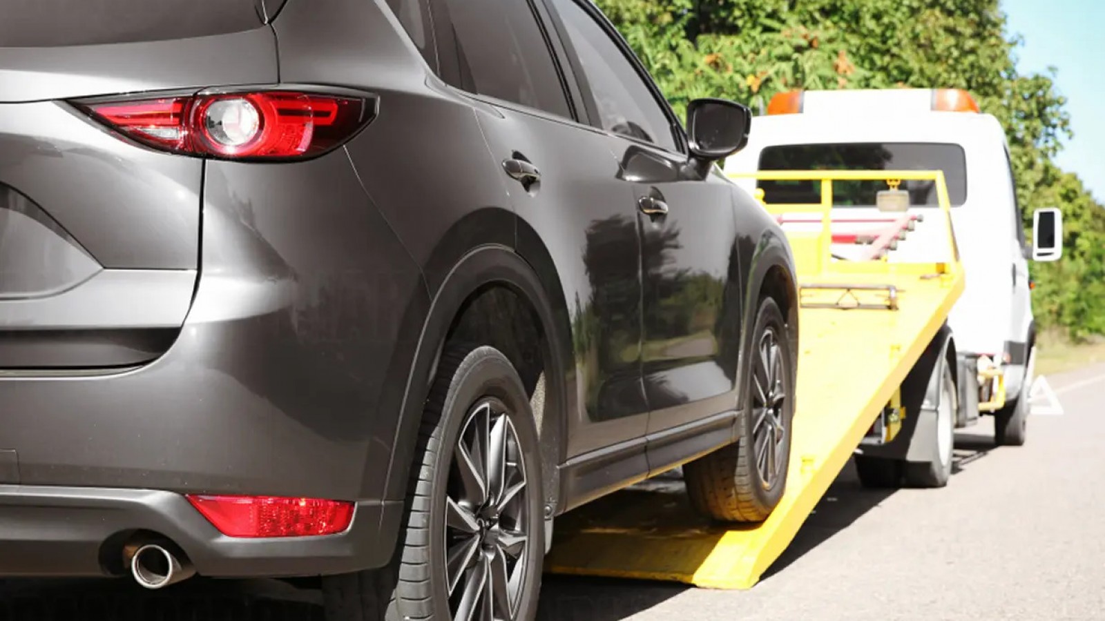 Moto-fértil para aseguradoras con "prohibición" a brindar servicio de grúas