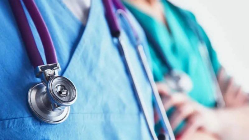 Médicos de cabecera de PAMI inician un paro de 72 horas por recortes salariales