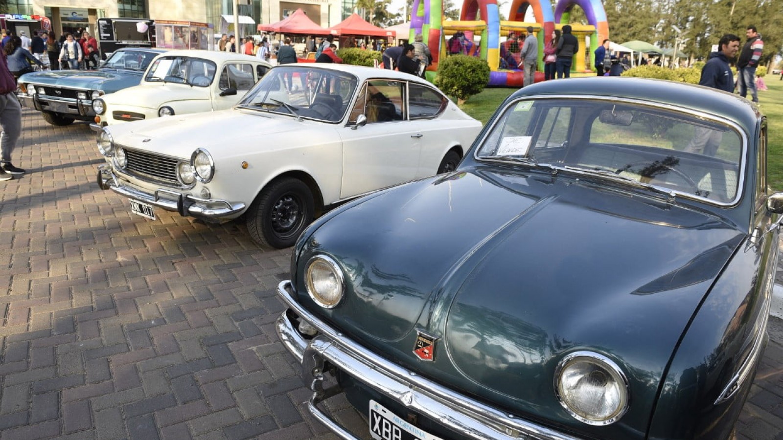 El sábado 15: Se viene la 3ra edición de "Expo Car Malvinas Argentinas"