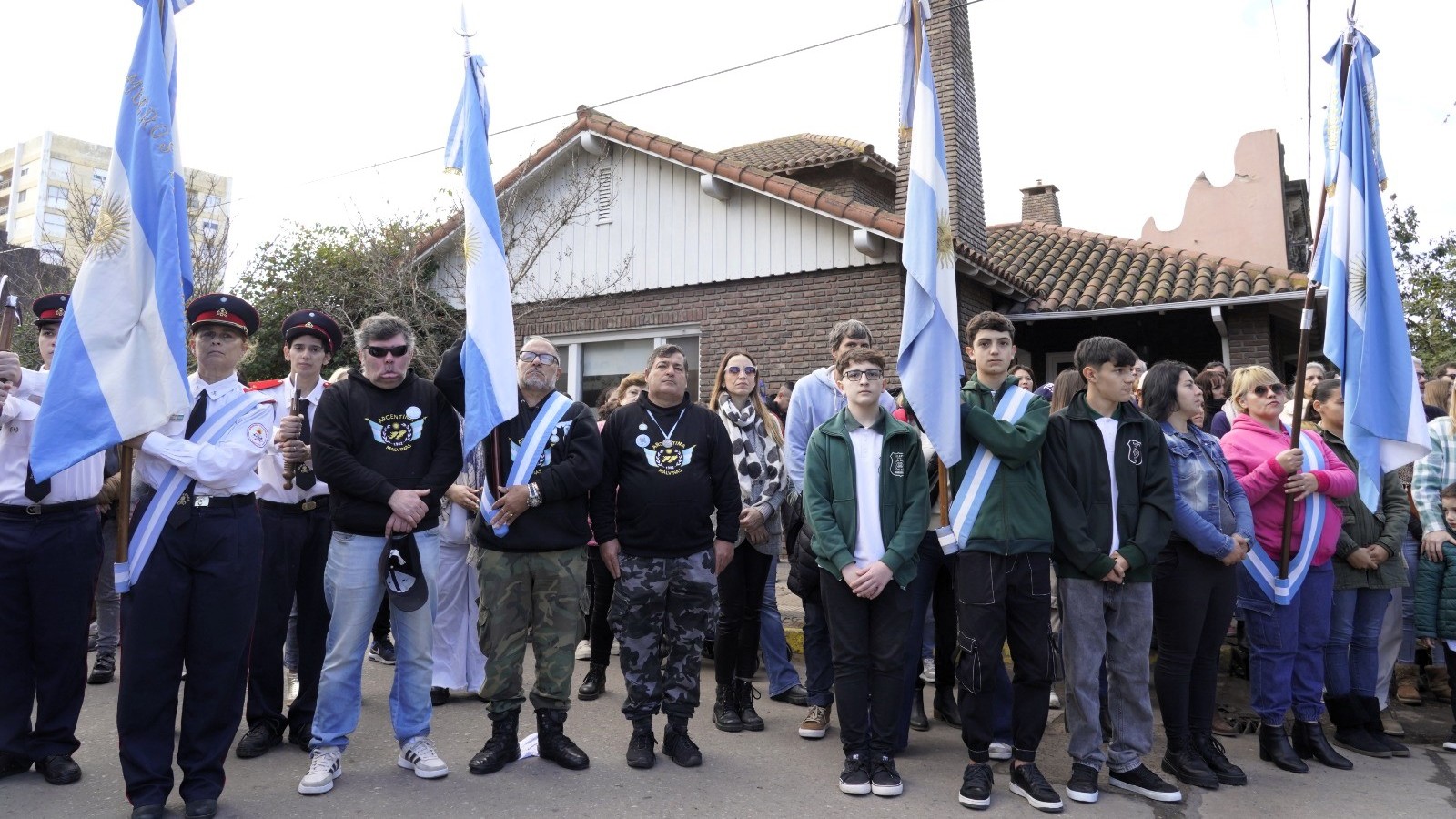 Día de la Bandera: estudiantes de Baradero prometieron lealtad a la bandera