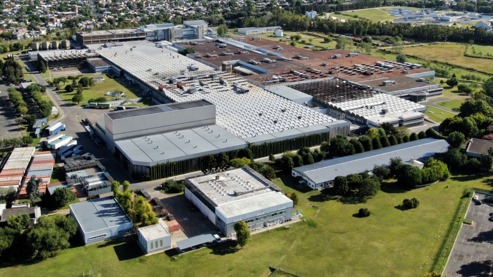 Crece la tensión en Fate: 11 meses sin aumentos y suspensiones profundizan el conflicto en la planta de San Fernando