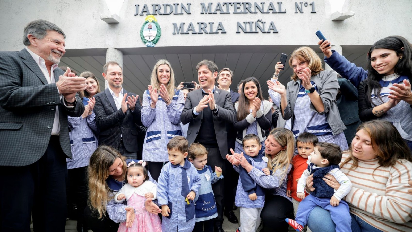 Kicillof inauguró un nuevo edificio para el jardín maternal Nº 1 de Luján