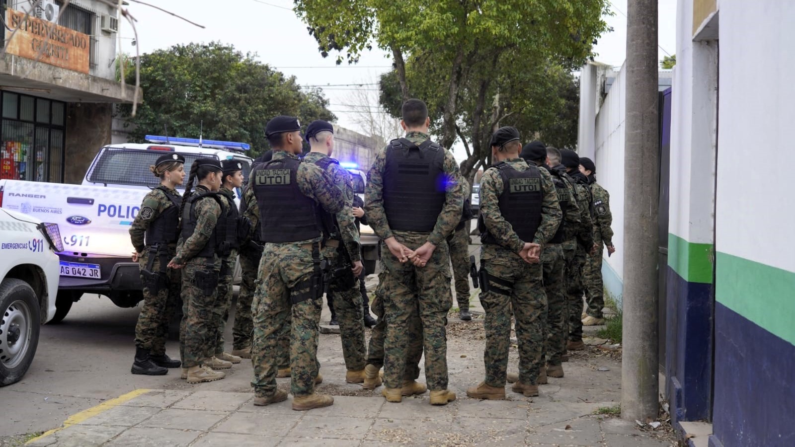 Tras las gestiones de Sanzio, arribaron a Baradero 20 efectivos y 5 móviles policiales