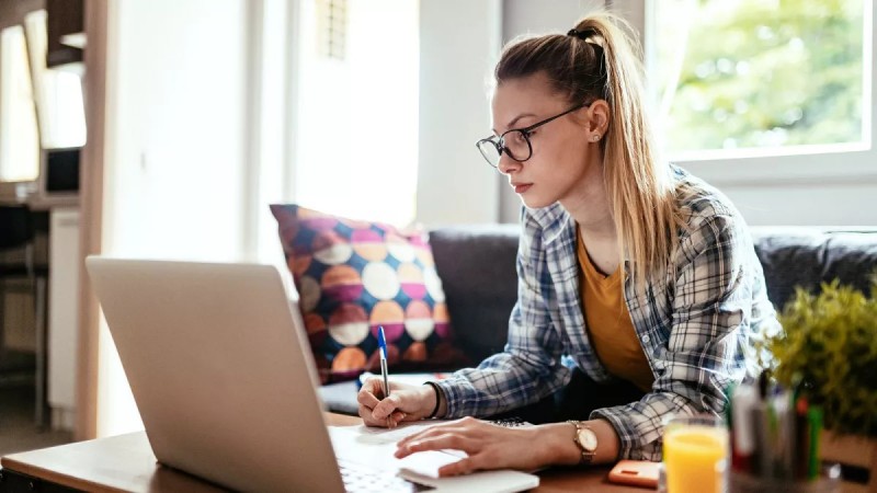 Brecha de género en Argentina: los ingresos de los varones son casi 30% mayores que los de las mujeres
