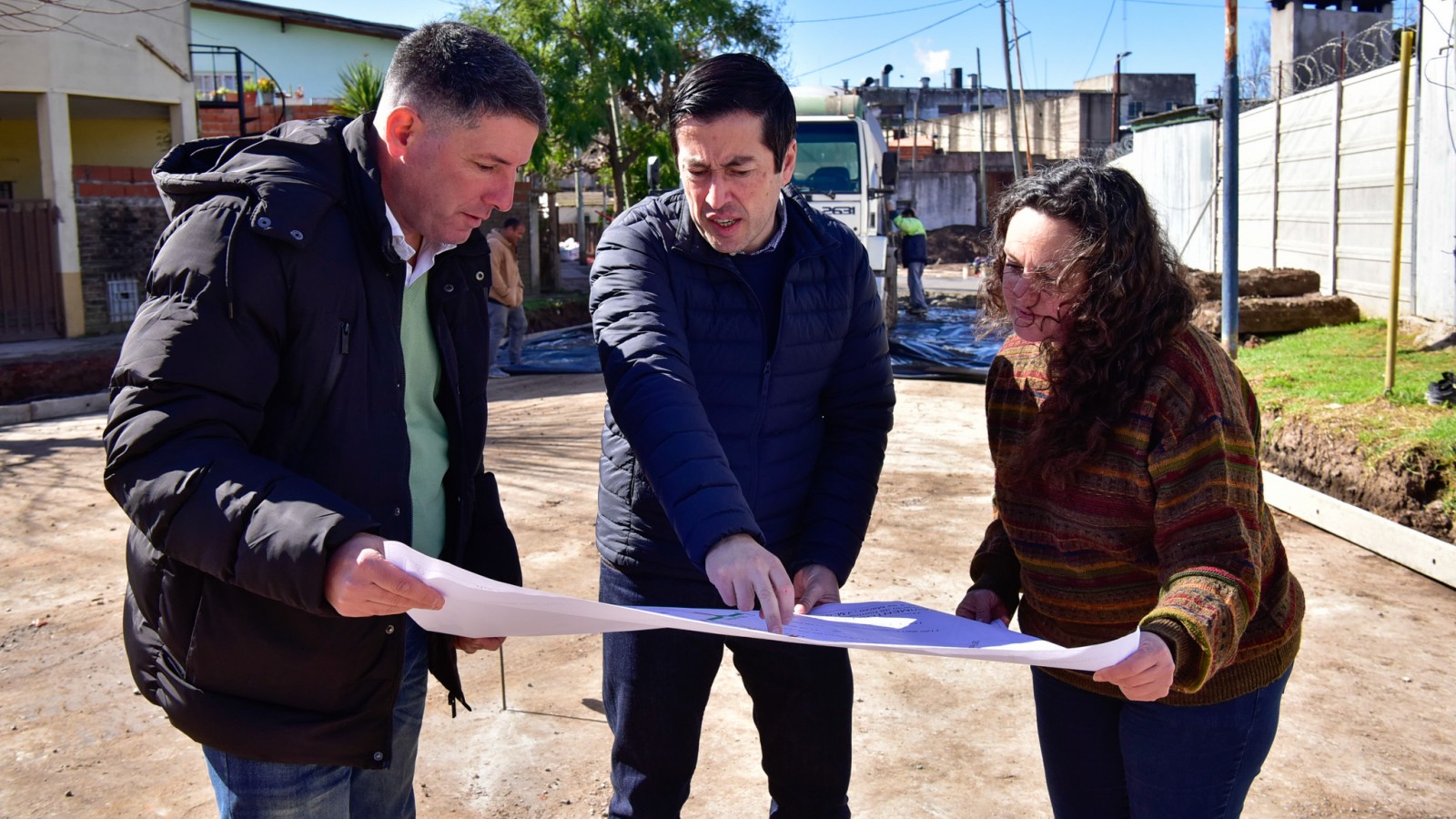 Leo Nardini visitó la obra de la calle 4 de Marzo en la localidad de Grand Bourg