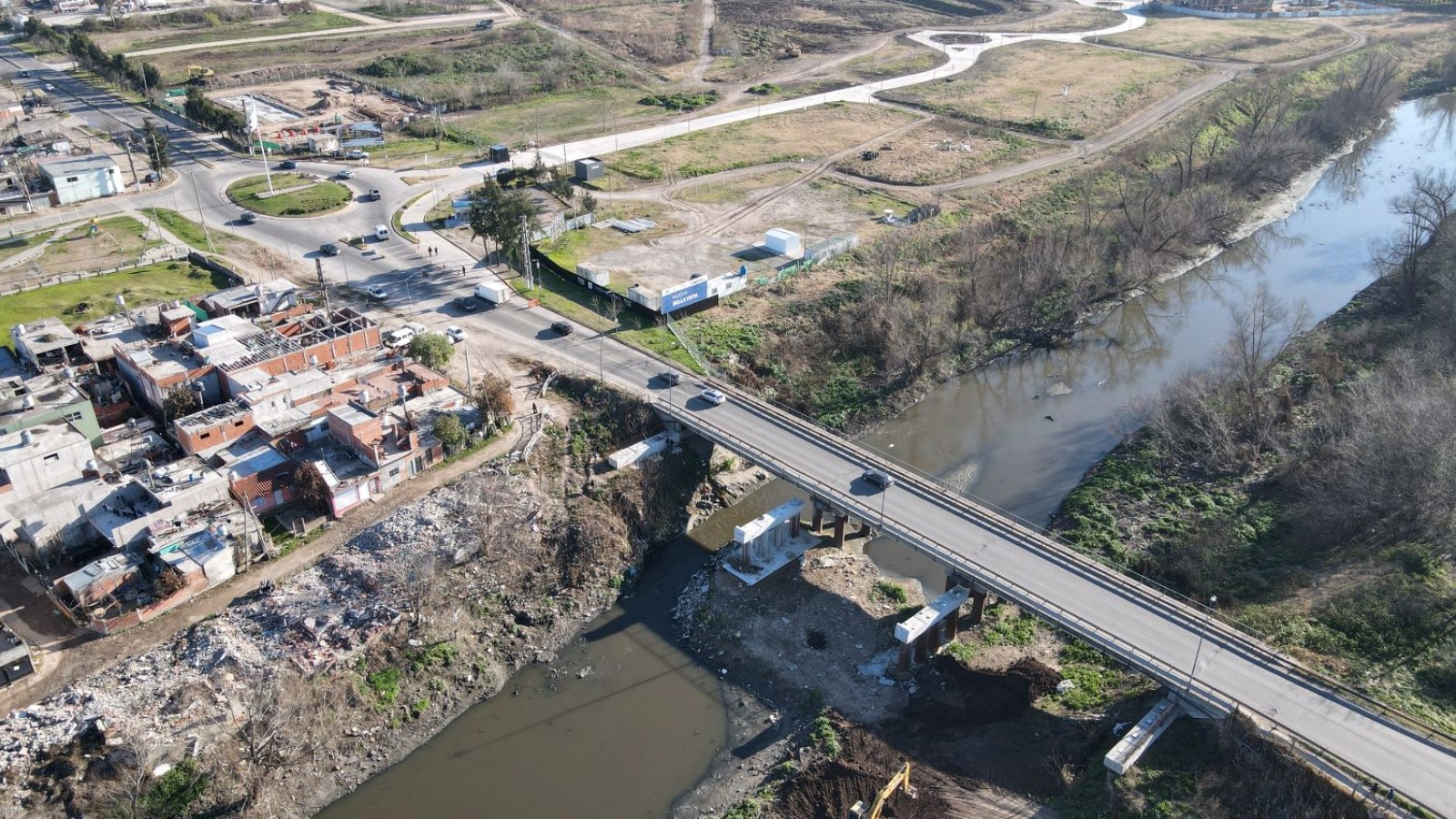 Se reactivó la obra de ampliación del puente de Gaspar Campos y el río Reconquista