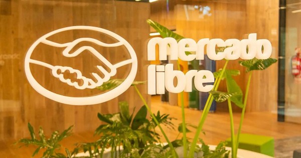 Mercado Libre despidió a 119 empleados por el avance de la <b>Inteligencia Artificial</b> thumbnail