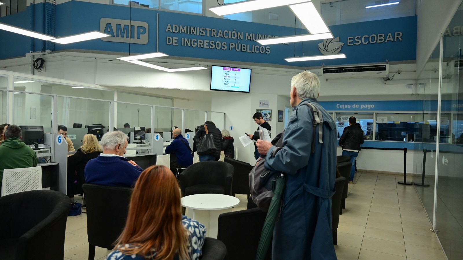 Escobar desglosará en las boletas de Tasas Generales los costos esenciales