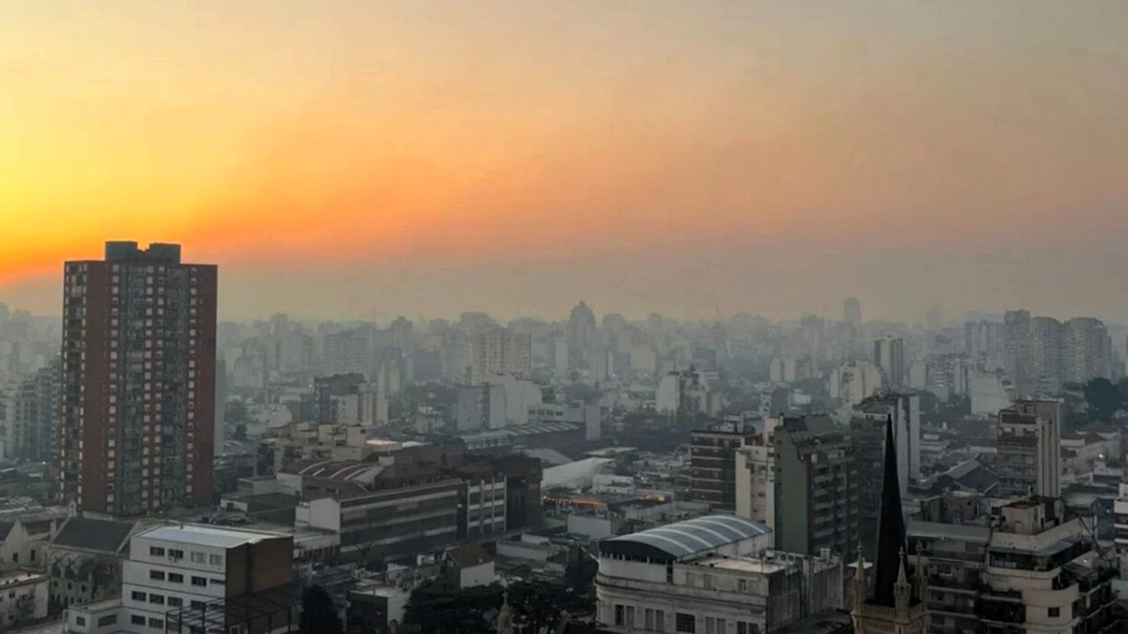 Alerta de humo en el AMBA y la zona norte bonaerense por incendios en Bolivia