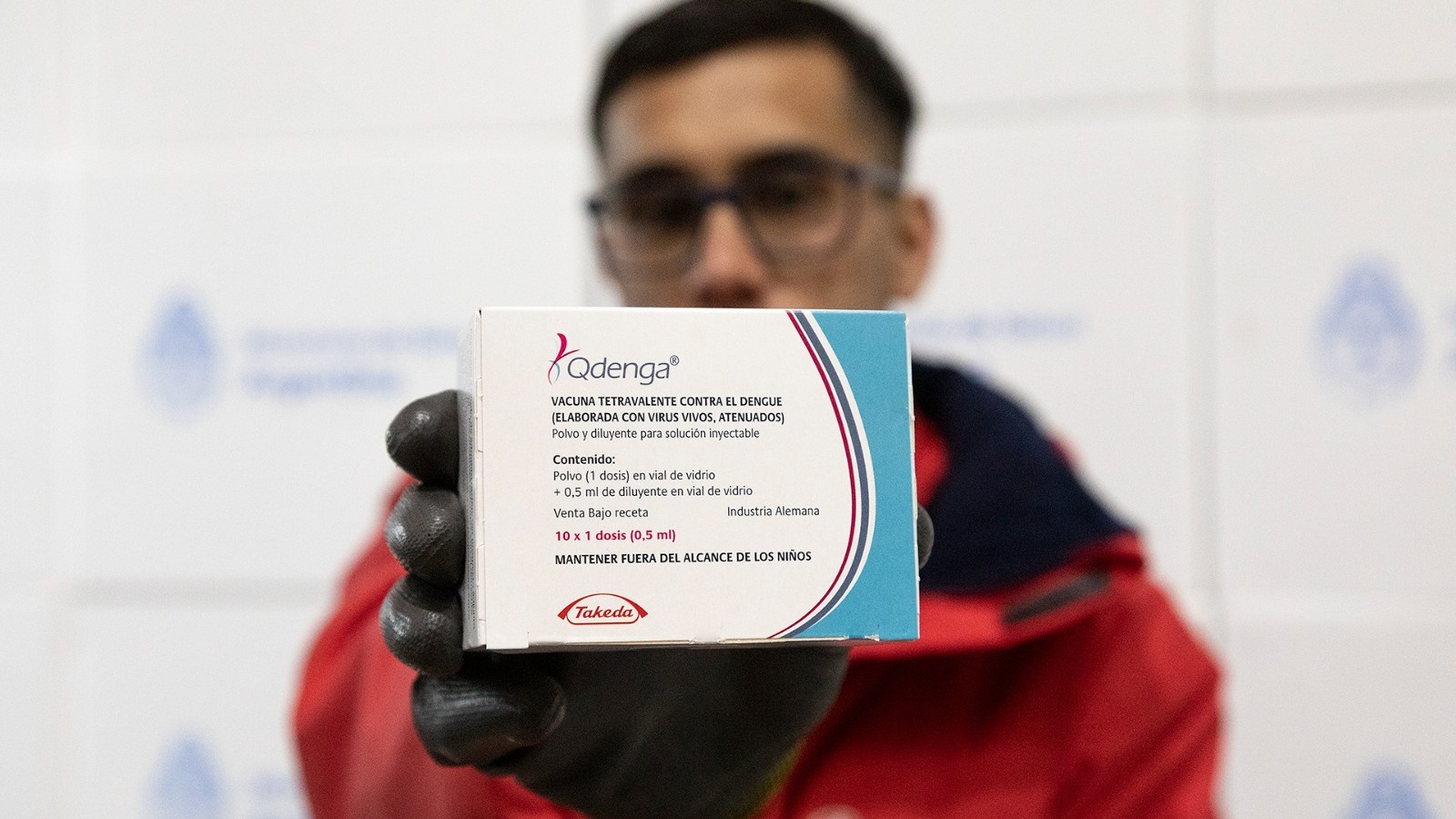 Llegaron las vacunas gratuitas contra el dengue: cómo y dónde conseguirlas