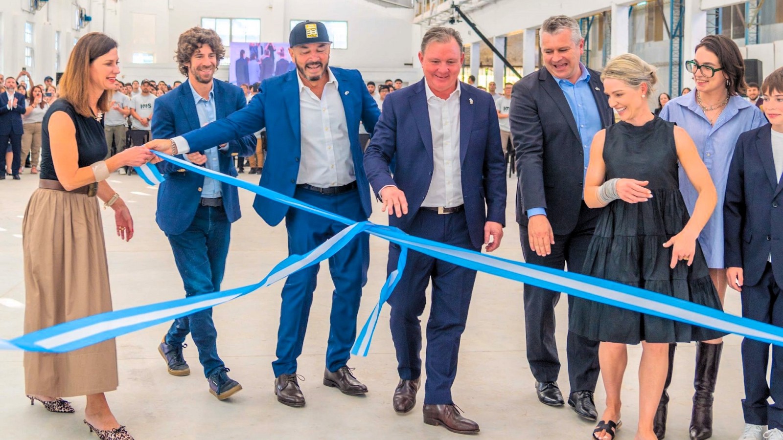 Juan Andreotti participó de la inauguración de una nueva planta industrial de IMS Company