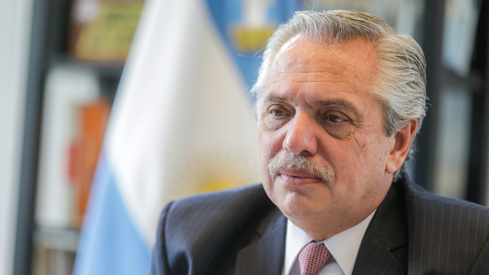 El Presidente garantizó que este lunes trabajará con Milei para una "transición ordenada"