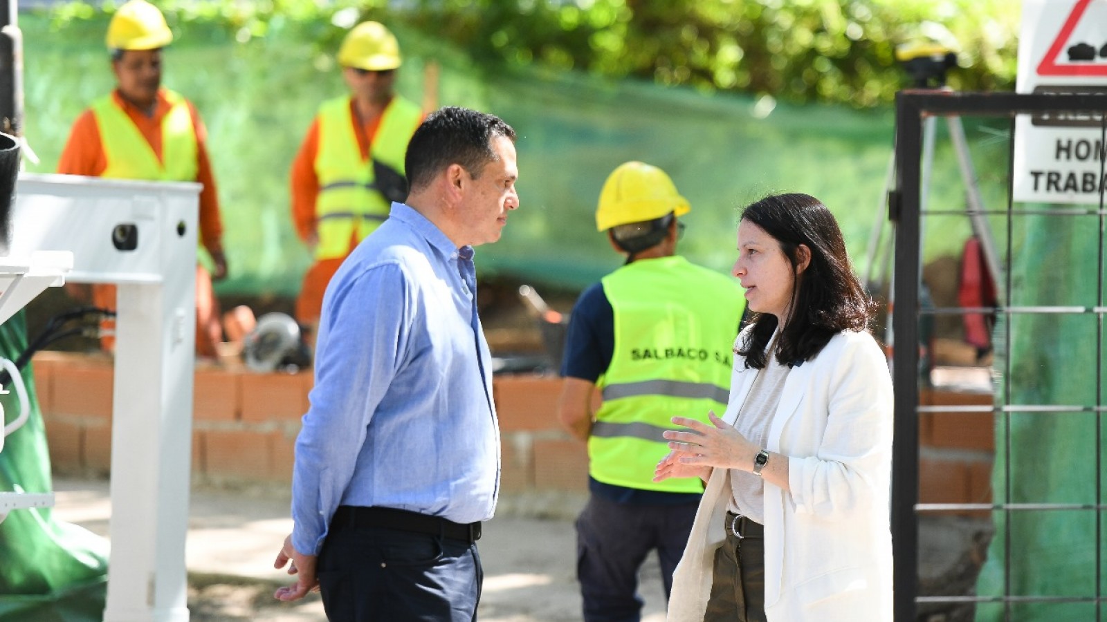 Nuevas veredas y obras de renovación de la plaza del Centro Comercial en La Lucila