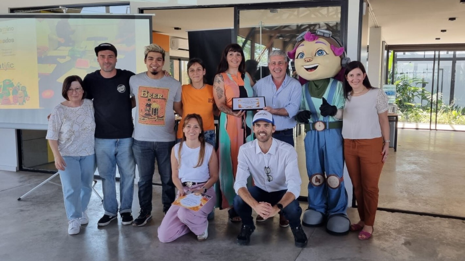 Martínez participó del reconocimiento a Clickeados 12 de Octubre por el Primer Puesto en las Olimpíadas Matemáticas Matific