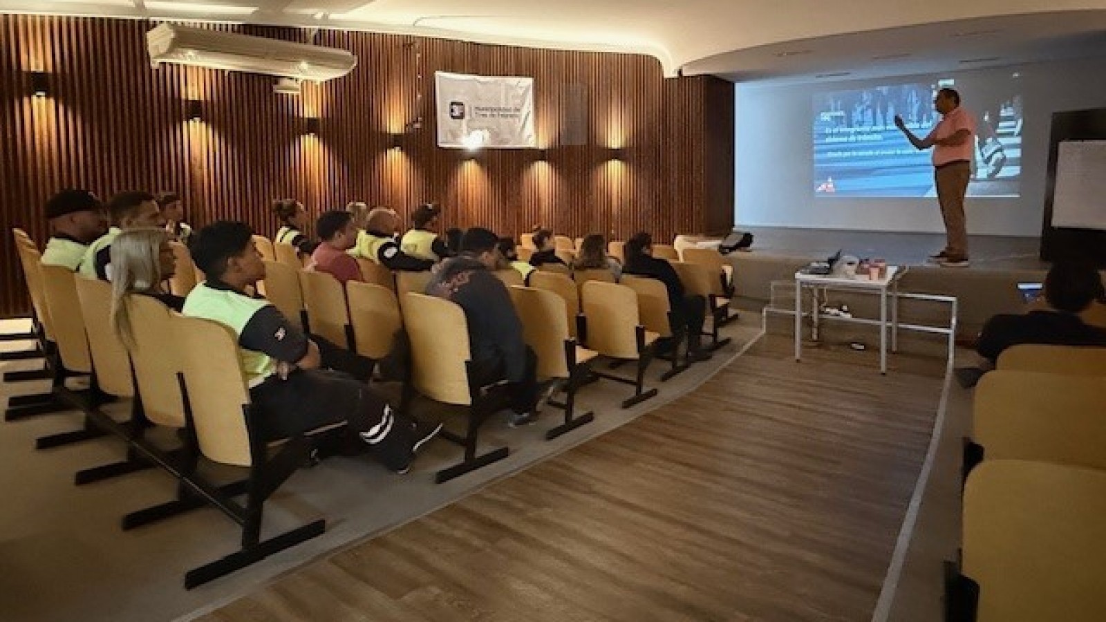 Autopistas del Oeste y Autopistas del Sol capacitaron a agentes de tránsito en Tres de Febrero