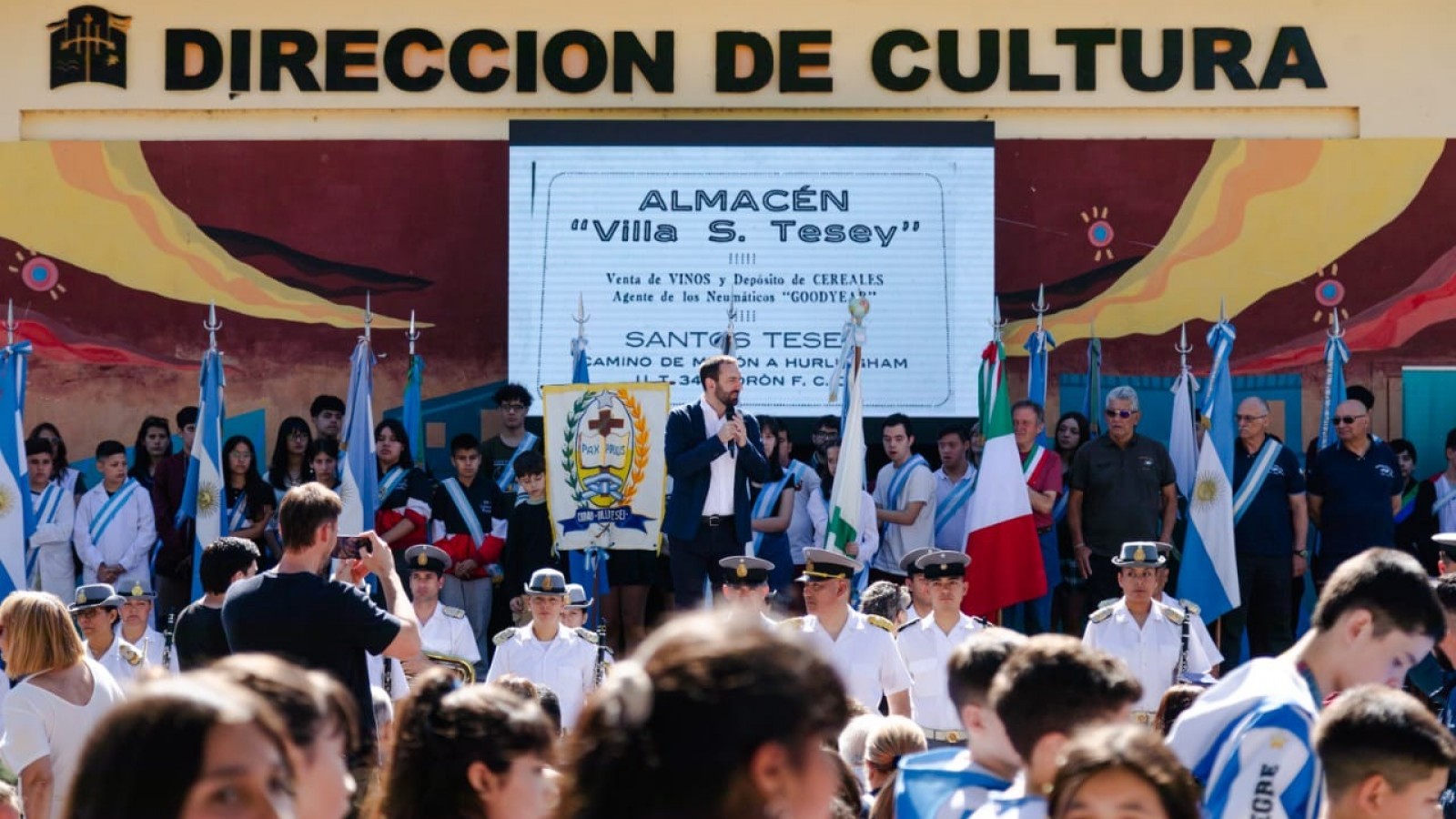 Festejaron en el Centro Cultural Leopoldo Marechal los 50 años de Villa Tesei