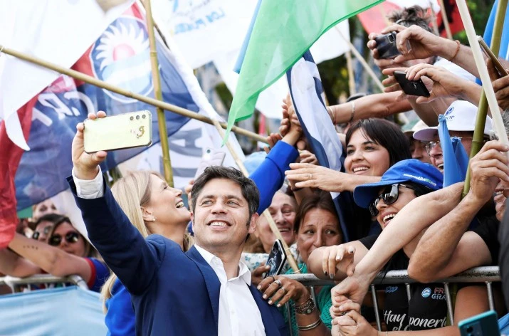 Kicillof: "Soberanía, independencia y justicia social: ese es nuestro compromiso ante los patriotas que dieron su vida por nuestro país"