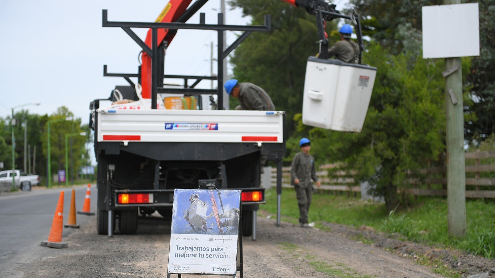 EDEN realiza una importante obra de ampliación de la red eléctrica en Campana