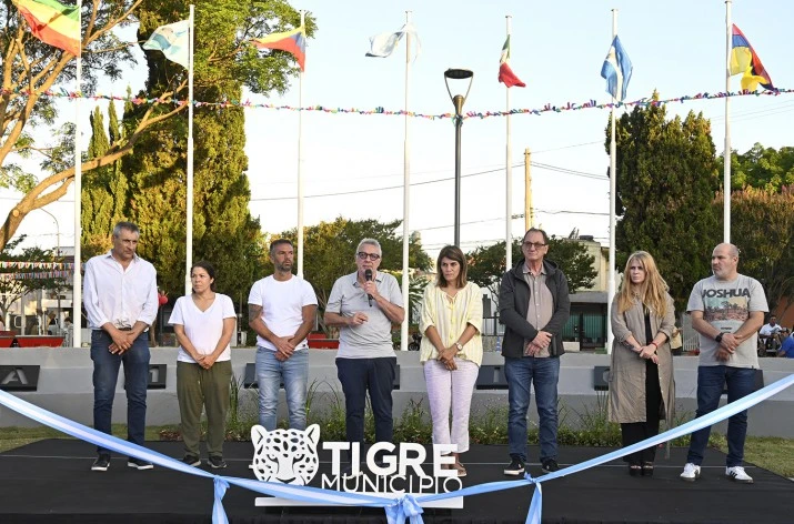 En una tarde a puro disfrute, Julio Zamora inauguró la plaza "América Latina" de Tigre centro