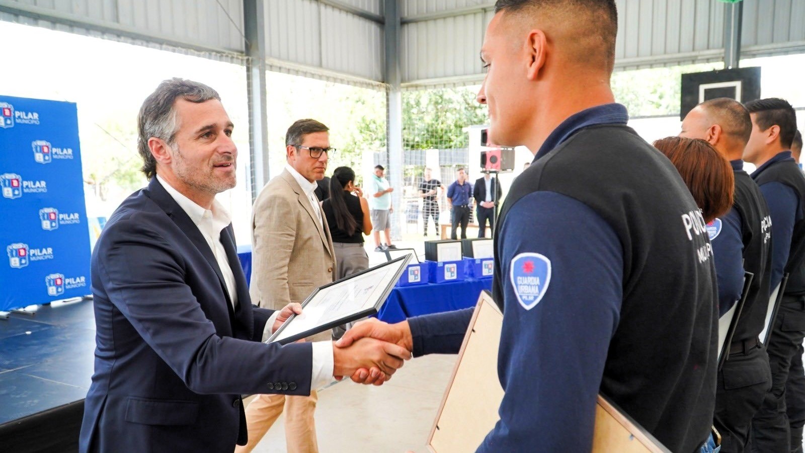Federico Achával acompañó a los nuevos egresados de la Guardia Urbana de Pilar