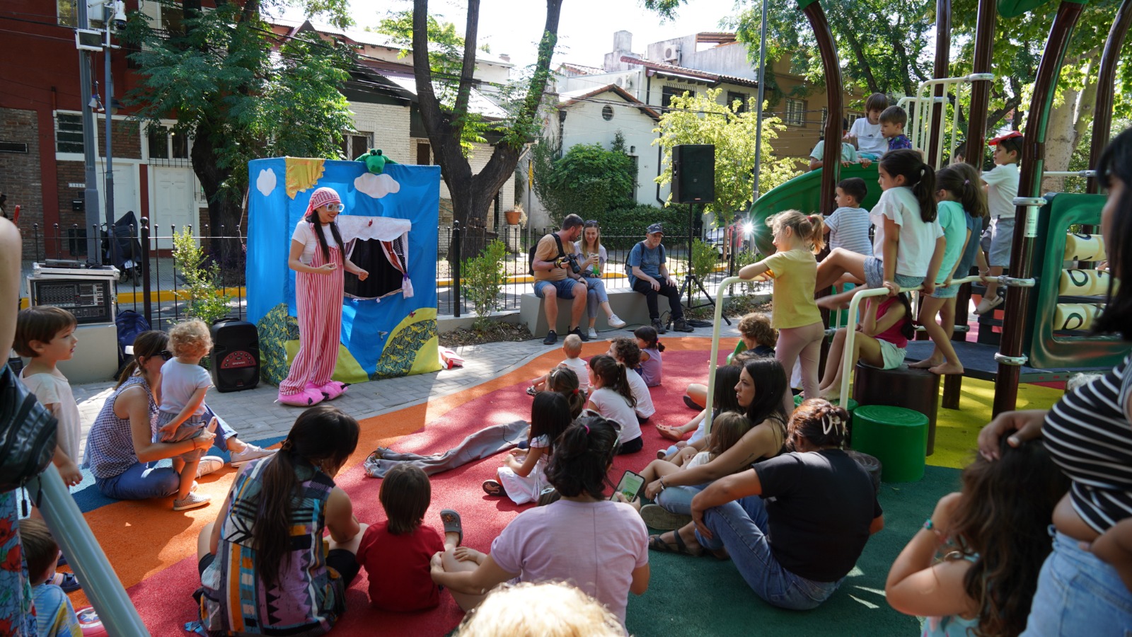 Ya se encuentra inaugurada la renovada plaza La Lucila Verde