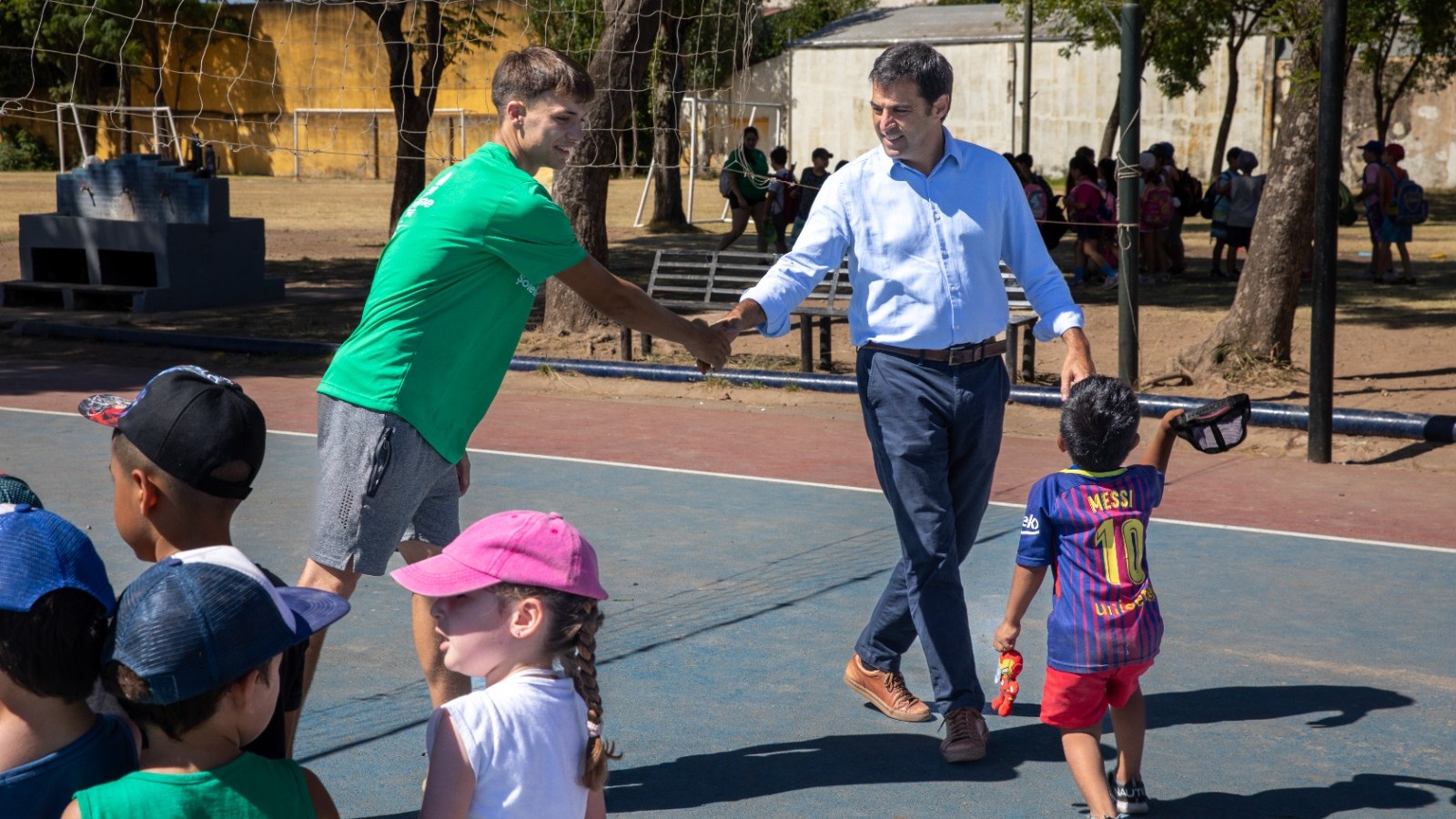 Ramón Lanús visitó la Colonia de Verano en la que participan más de 5000 chicos
