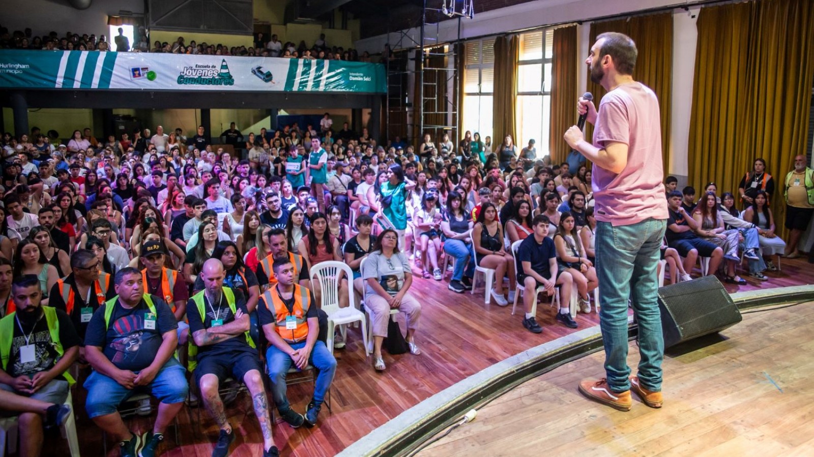 Ampliarán en Hurlingham los cupos de la escuela de manejo para que más jóvenes puedan anotarse