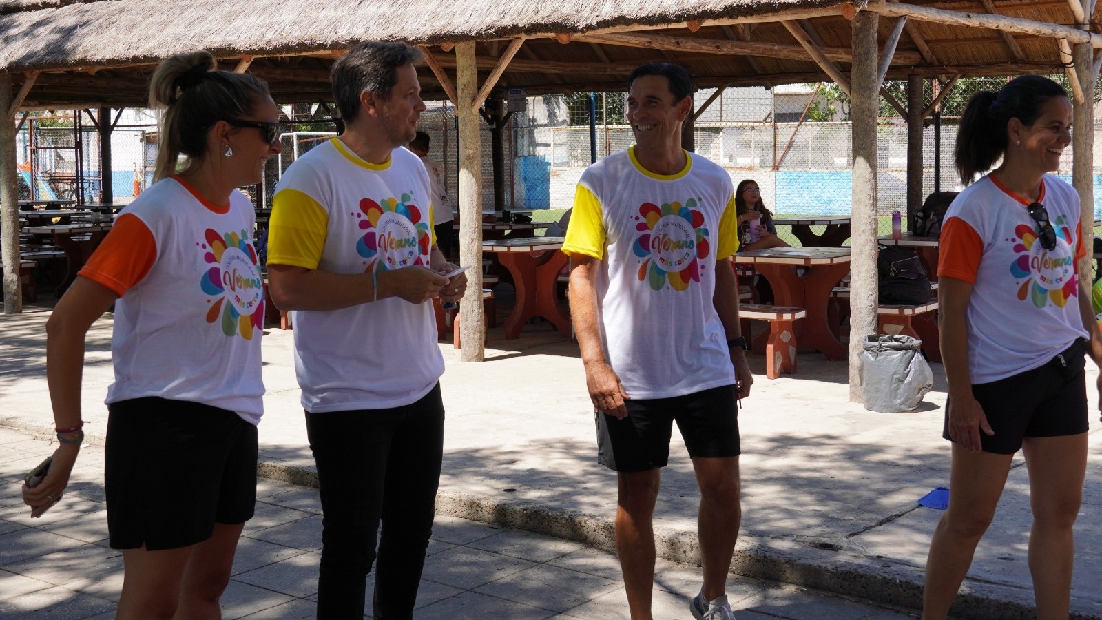 El intendente Marcelo Matzkin visitó la colonia de verano municipal