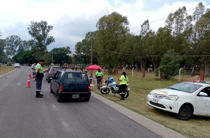Operativo de concientización a turistas en la zona costanera de Baradero