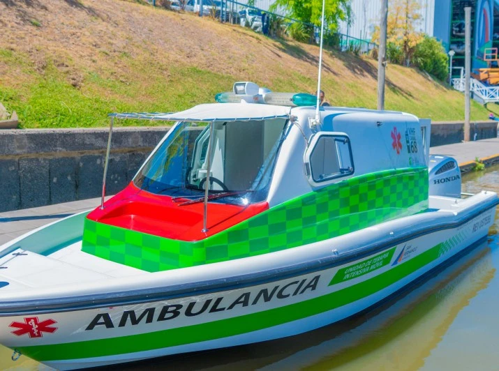 Juan Andreotti presentó una Lancha Ambulancia para reforzar los Hospitales de Islas de San Fernando