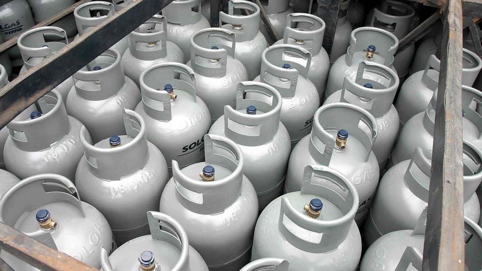 Recorte en la garrafa social: el Gobierno reduce el subsidio y cambia el sistema de acceso en 2026