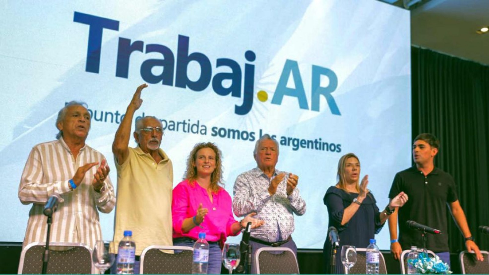 Luis Barrionuevo lanzó su partido político con críticas a Cristina Kirchner y Javier Milei