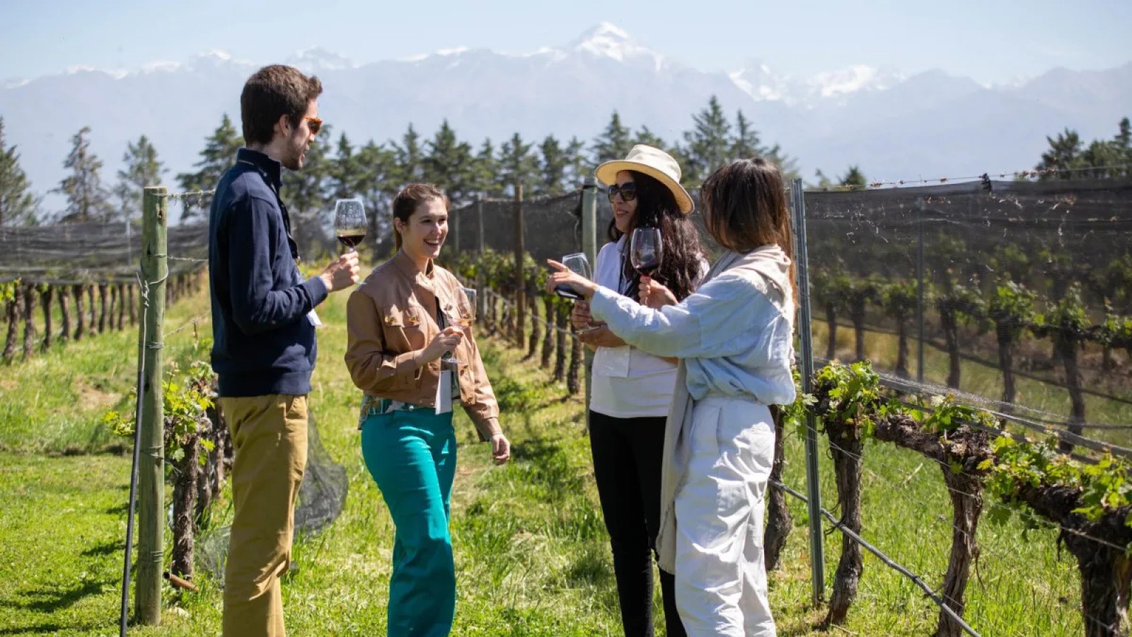 Récord turístico en Carnaval: 2,8 millones de personas viajaron por el país y gastaron más de $700 mil millones