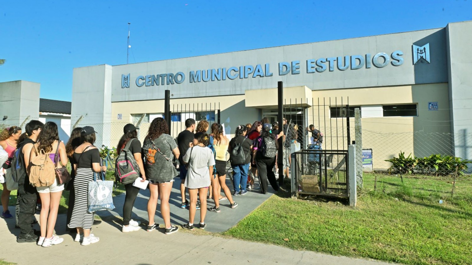 Convocatoria récord en Malvinas Argentinas para inscribirse a cursos de capacitación